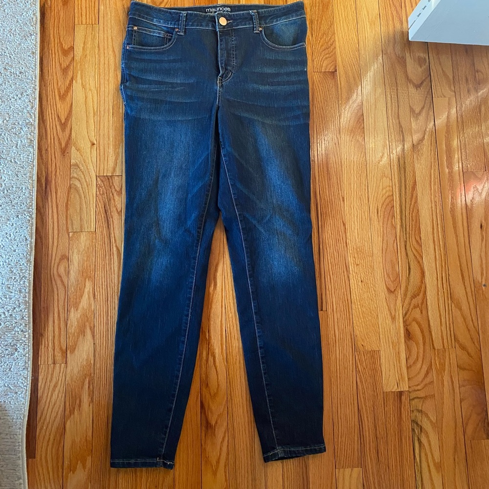 Skinny jeans
